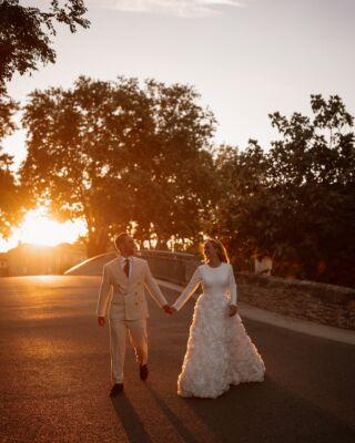 Holly looked simply stunning wearing Sassi Holford